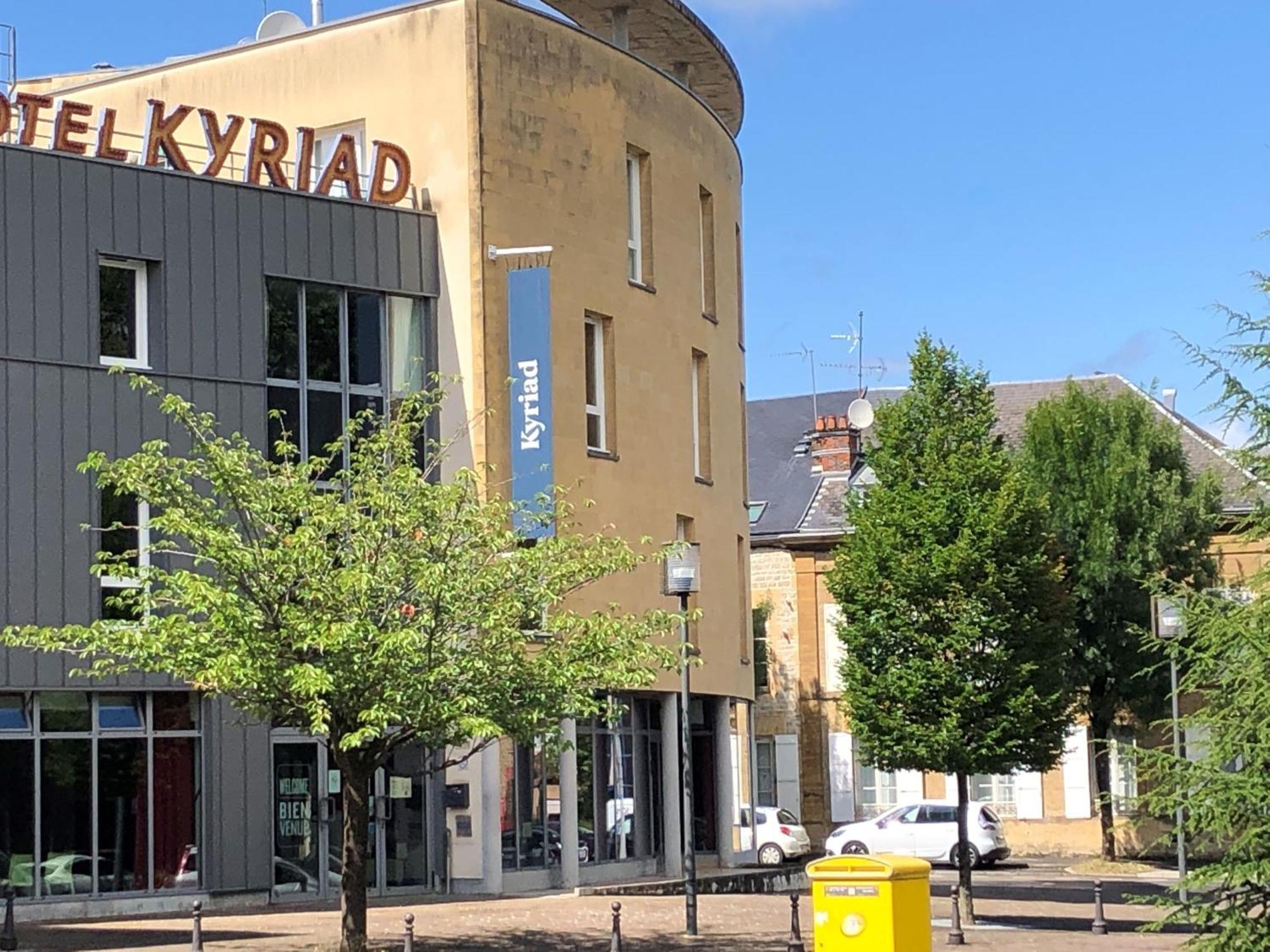 Kyriad Charleville Mezieres Eksteriør billede